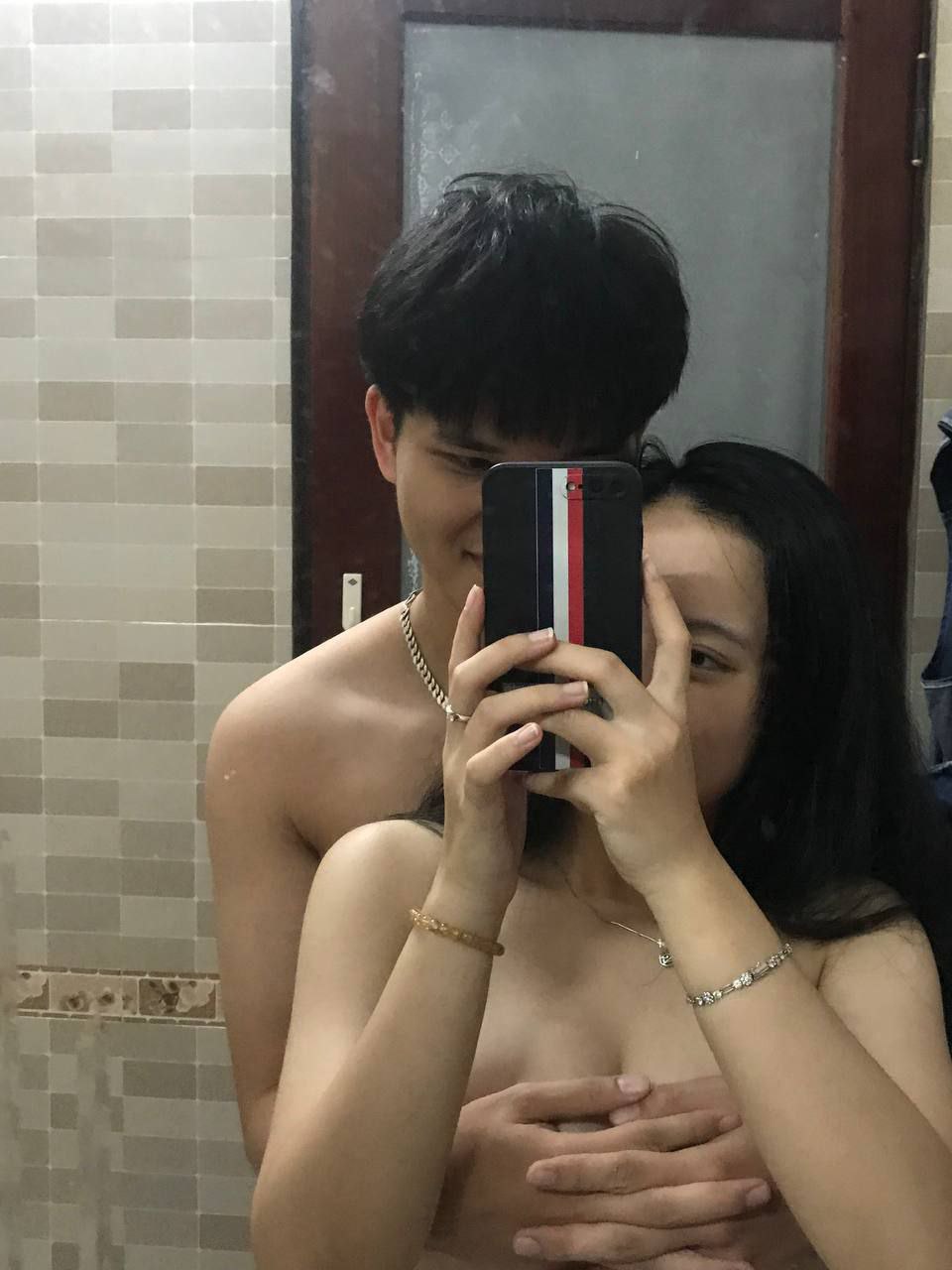 đại hiệp cậu bé to & gấu quê ở bản đôn