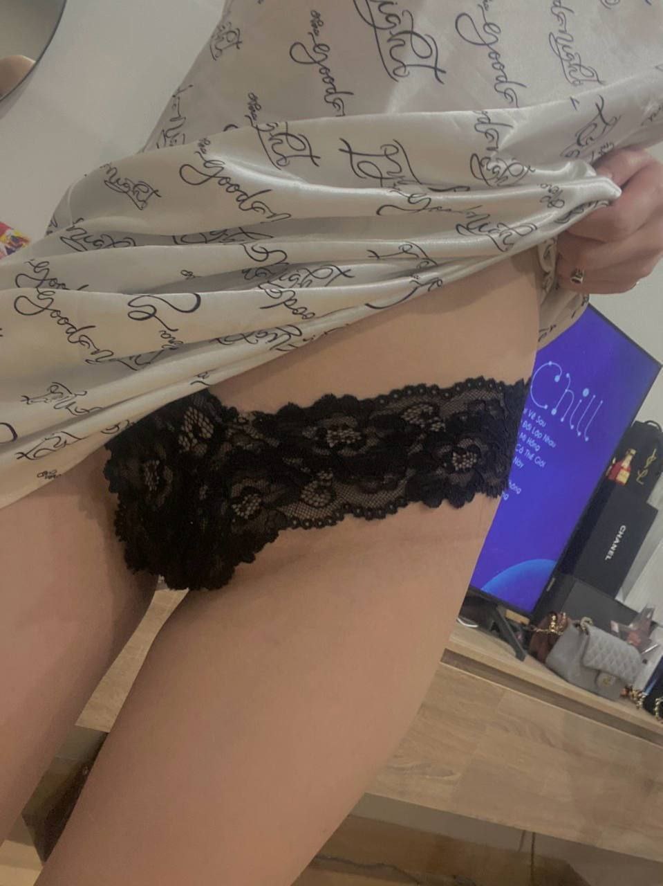 #Nhìn trộm cảnh sex nồng nhiệt của cặp đôi trẻ trong nhà thuê